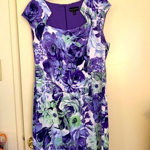 Purple flowered dress size 16- back zipper